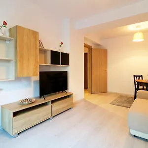 https://maia-apartments.bucharesthotelsnow.com